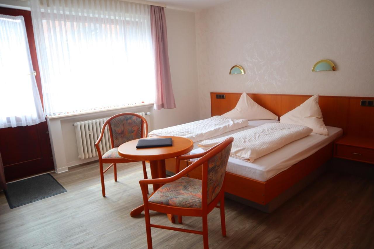 Pension Zur Harburg Hotel Uslar Exterior foto